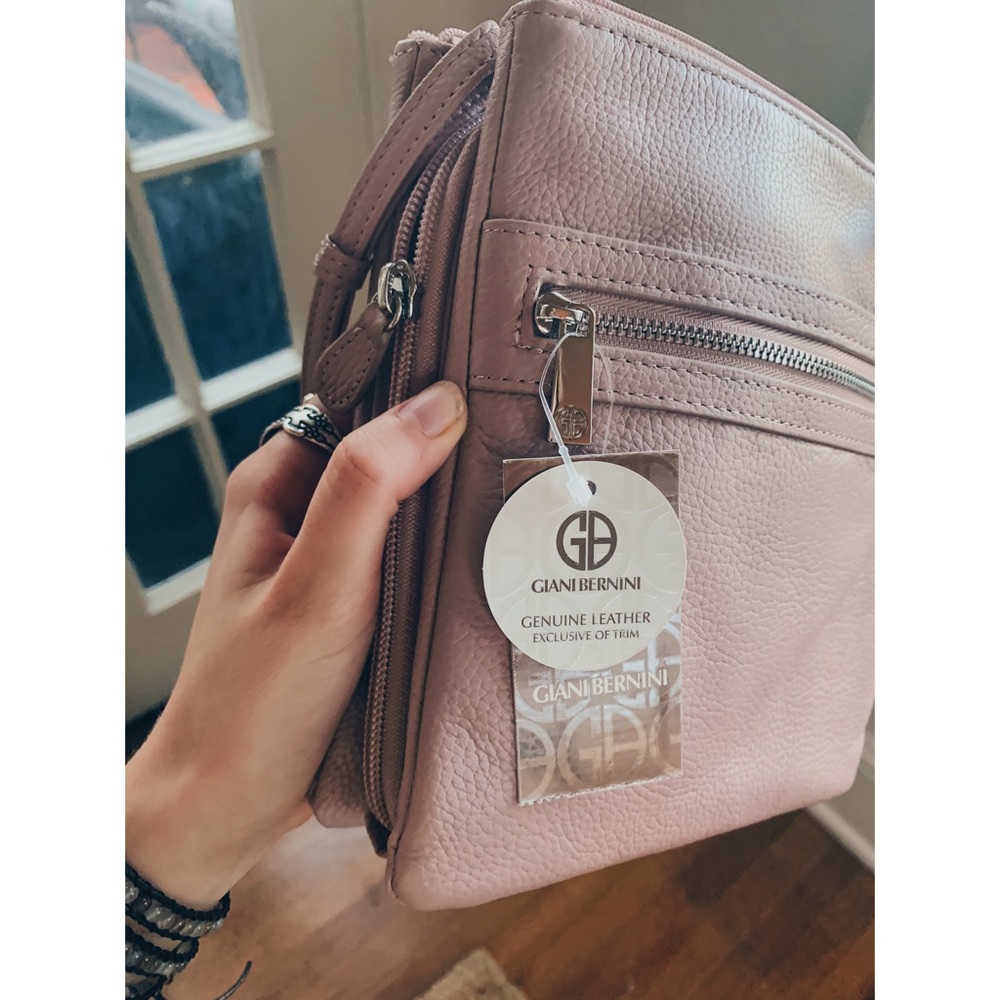 BRAND NEW GB PURSE WITH ADJUSTABLE STRAP